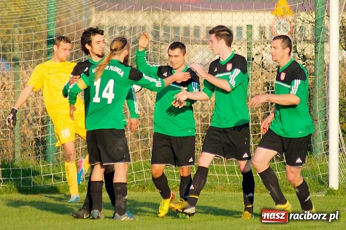 Zdjęcie w galerii na portalu naszraciborz.pl: Dwa oblicza Wichru Płonia wiadomości z regionu