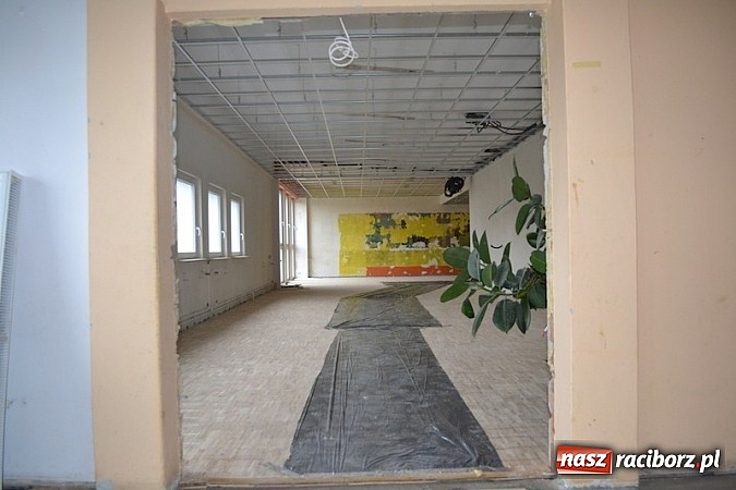 Zdjęcie w galerii na portalu naszraciborz.pl: Remont MOKSiR w Kuźni Raciborskiej dobiega końca     wiadomości z regionu