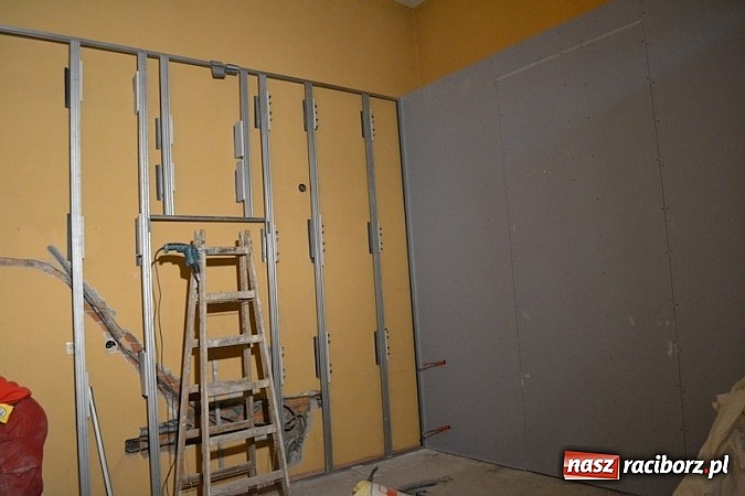 Zdjęcie w galerii na portalu naszraciborz.pl: Remont MOKSiR w Kuźni Raciborskiej dobiega końca     wiadomości z regionu