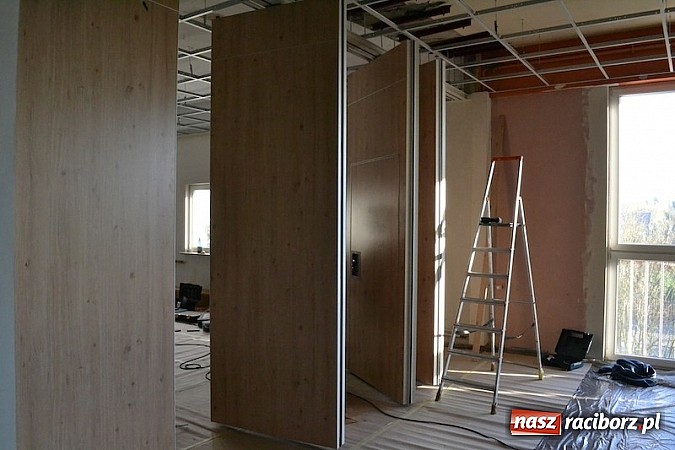 Zdjęcie w galerii na portalu naszraciborz.pl: Remont MOKSiR w Kuźni Raciborskiej dobiega końca     wiadomości z regionu