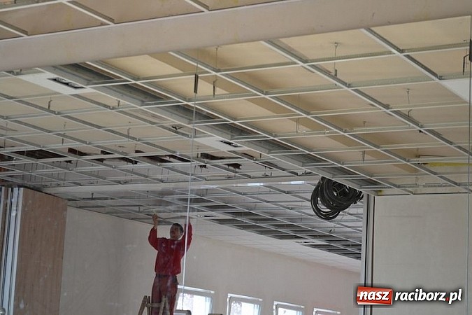 Zdjęcie w galerii na portalu naszraciborz.pl: Remont MOKSiR w Kuźni Raciborskiej dobiega końca     wiadomości z regionu