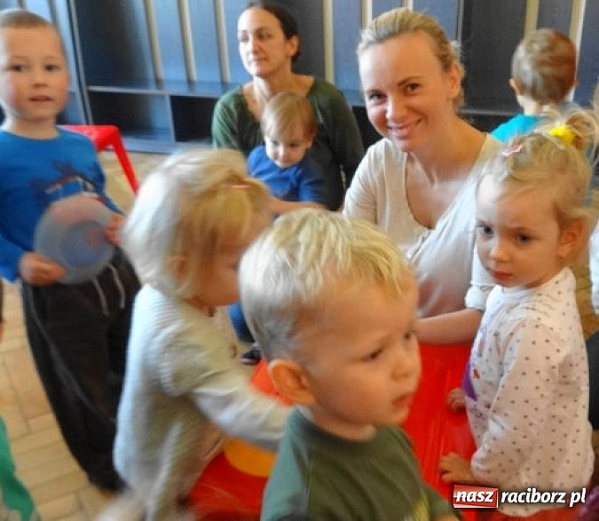 Zdjęcie w galerii na portalu naszraciborz.pl: Jesienne zajęcia w Fiku-miku wiadomości z regionu