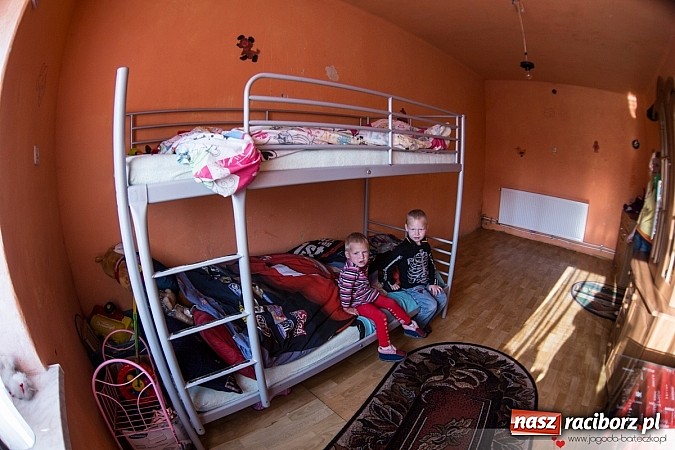 Zdjęcie w galerii na portalu naszraciborz.pl: Piękne Anioły chcą pomóc w Kornowacu – i Ty możesz się dołączyć! wiadomości z regionu