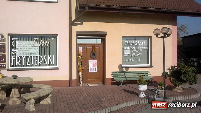 Zdjęcie w galerii na portalu naszraciborz.pl: Chcesz coś zmienić w swoim życiu? Zacznij od włos&oacute;w wiadomości z regionu