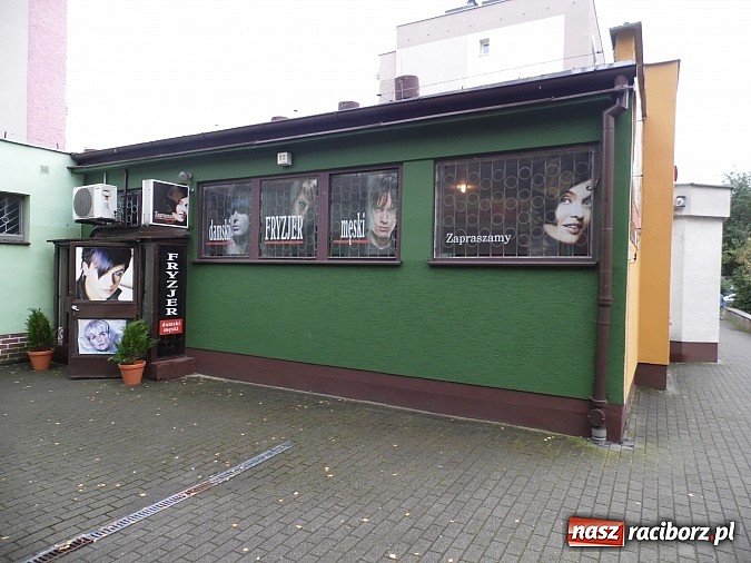 Zdjęcie w galerii na portalu naszraciborz.pl: Chcesz coś zmienić w swoim życiu? Zacznij od włos&oacute;w wiadomości z regionu