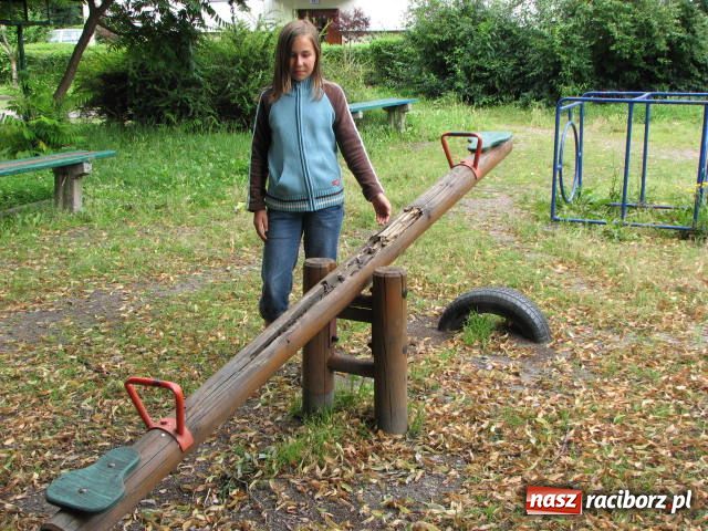 Zdjęcie w galerii na portalu naszraciborz.pl: Niech tu ktoś posprząta! wiadomości z regionu