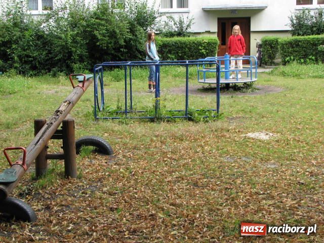 Zdjęcie w galerii na portalu naszraciborz.pl: Niech tu ktoś posprząta! wiadomości z regionu