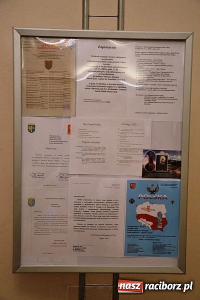 Zdjęcie w galerii na portalu naszraciborz.pl: Biografia biskupa Józefa Gawliny - wykład na zamku wiadomości z regionu