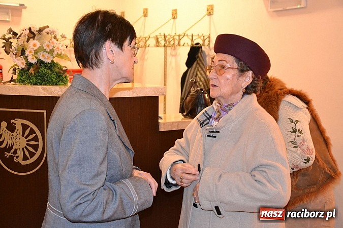 Zdjęcie w galerii na portalu naszraciborz.pl: Biografia biskupa Józefa Gawliny - wykład na zamku wiadomości z regionu