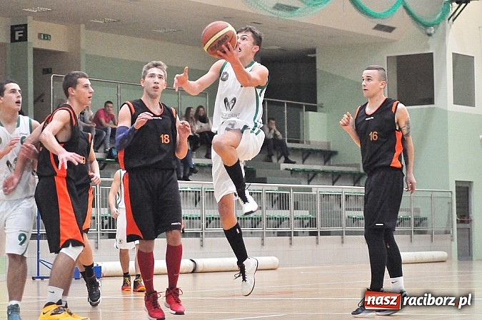 Zdjęcie w galerii na portalu naszraciborz.pl: Jaworzno wywiozło dwa punkty z Raciborza wiadomości z regionu