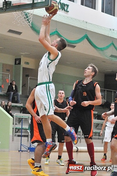 Zdjęcie w galerii na portalu naszraciborz.pl: Jaworzno wywiozło dwa punkty z Raciborza wiadomości z regionu