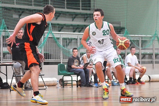 Zdjęcie w galerii na portalu naszraciborz.pl: Jaworzno wywiozło dwa punkty z Raciborza wiadomości z regionu