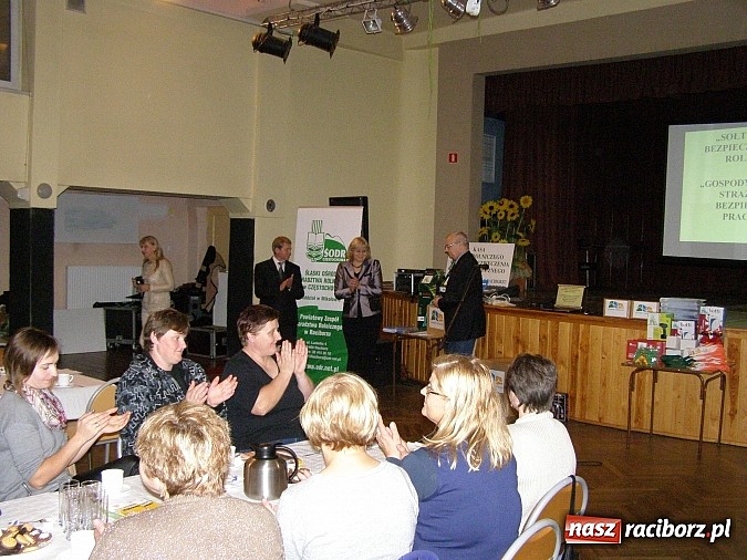 Zdjęcie w galerii na portalu naszraciborz.pl: W Krzanowicach wybrano najlepszą gospodynię i sołtysa wiadomości z regionu