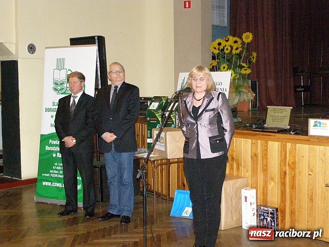 Zdjęcie w galerii na portalu naszraciborz.pl: W Krzanowicach wybrano najlepszą gospodynię i sołtysa wiadomości z regionu