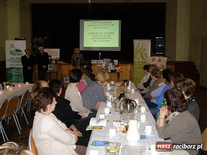 Zdjęcie w galerii na portalu naszraciborz.pl: W Krzanowicach wybrano najlepszą gospodynię i sołtysa wiadomości z regionu