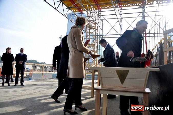 Zdjęcie w galerii na portalu naszraciborz.pl: Opole - wmurowanie kamienia węgielnego wiadomości z regionu