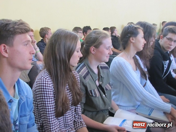 Zdjęcie w galerii na portalu naszraciborz.pl: Chroń się przed rakiem! Wykład w Zespole Szkół Mechanicznych  wiadomości z regionu