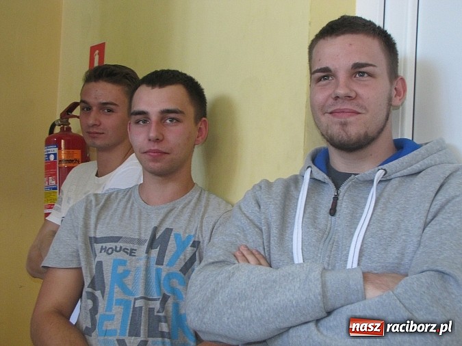 Zdjęcie w galerii na portalu naszraciborz.pl: Chroń się przed rakiem! Wykład w Zespole Szkół Mechanicznych  wiadomości z regionu