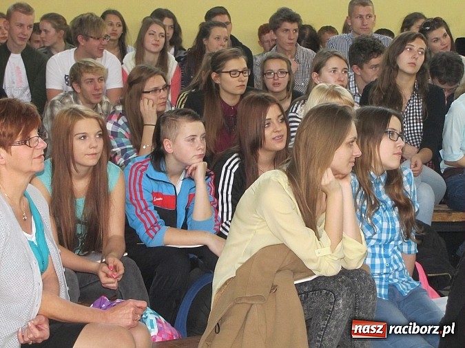Zdjęcie w galerii na portalu naszraciborz.pl: Chroń się przed rakiem! Wykład w Zespole Szkół Mechanicznych  wiadomości z regionu