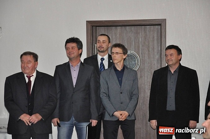 Zdjęcie w galerii na portalu naszraciborz.pl: Dawid Wacławczyk wyłożył karty na stół. Dostało się prezydentowi z miss Pakistanu w tle wiadomości z regionu