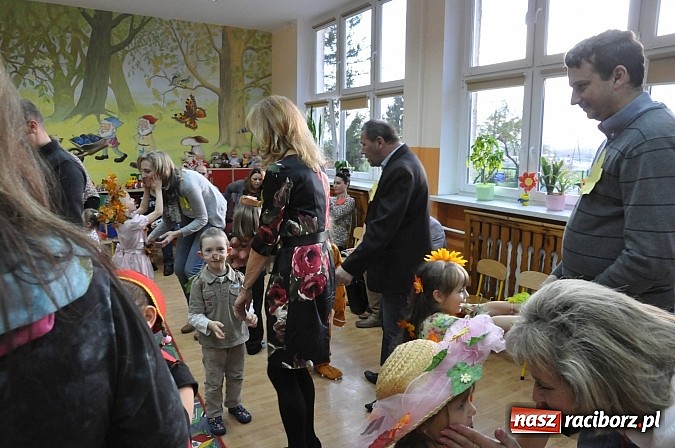 Zdjęcie w galerii na portalu naszraciborz.pl: Jesienne zajęcia integracyjne w brzeskim przedszkolu wiadomości z regionu
