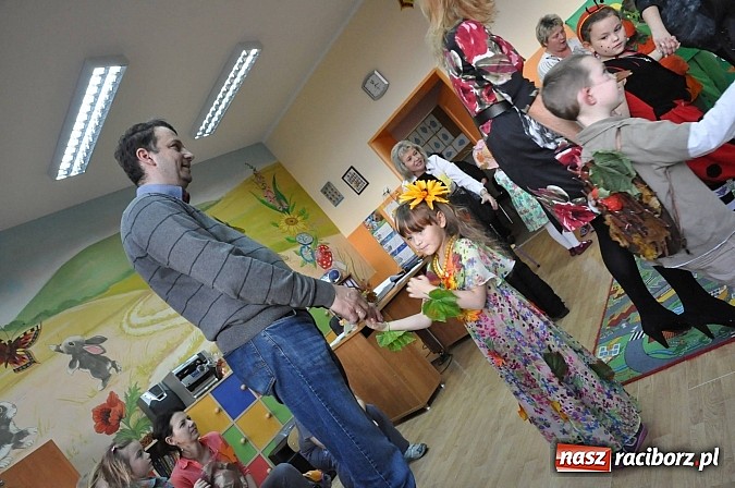 Zdjęcie w galerii na portalu naszraciborz.pl: Jesienne zajęcia integracyjne w brzeskim przedszkolu wiadomości z regionu
