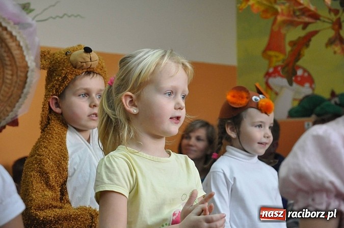 Zdjęcie w galerii na portalu naszraciborz.pl: Jesienne zajęcia integracyjne w brzeskim przedszkolu wiadomości z regionu
