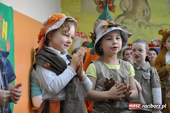 Zdjęcie w galerii na portalu naszraciborz.pl: Jesienne zajęcia integracyjne w brzeskim przedszkolu wiadomości z regionu