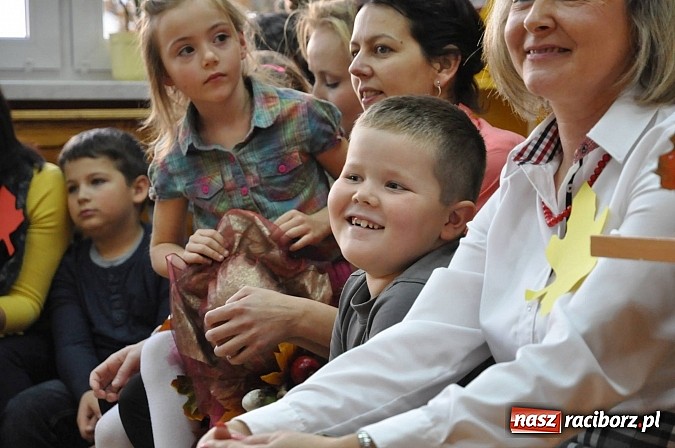 Zdjęcie w galerii na portalu naszraciborz.pl: Jesienne zajęcia integracyjne w brzeskim przedszkolu wiadomości z regionu