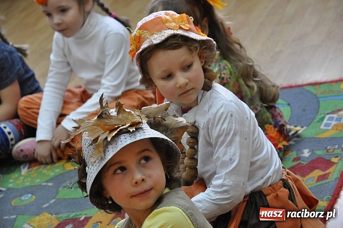 Zdjęcie w galerii na portalu naszraciborz.pl: Jesienne zajęcia integracyjne w brzeskim przedszkolu wiadomości z regionu