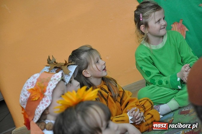 Zdjęcie w galerii na portalu naszraciborz.pl: Jesienne zajęcia integracyjne w brzeskim przedszkolu wiadomości z regionu