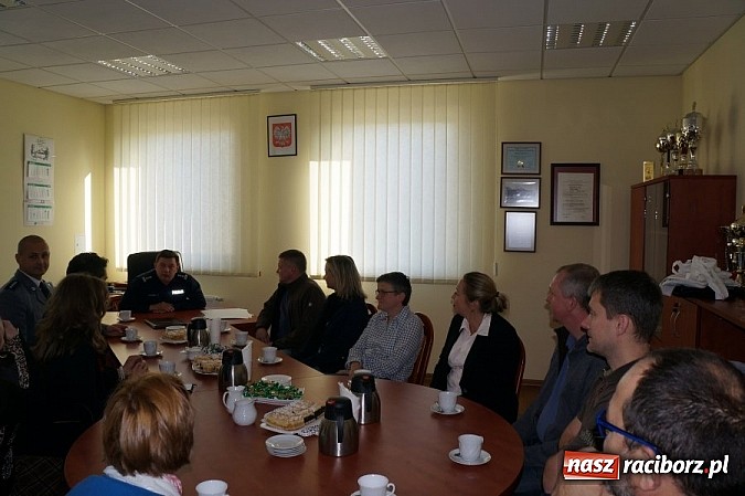 Zdjęcie w galerii na portalu naszraciborz.pl: Berlińscy policjanci w komendzie w Raciborzu  wiadomości z regionu