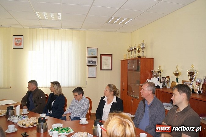 Zdjęcie w galerii na portalu naszraciborz.pl: Berlińscy policjanci w komendzie w Raciborzu  wiadomości z regionu