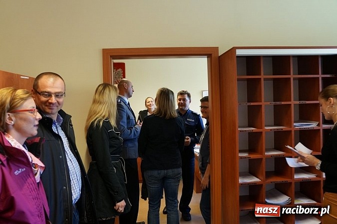 Zdjęcie w galerii na portalu naszraciborz.pl: Berlińscy policjanci w komendzie w Raciborzu  wiadomości z regionu