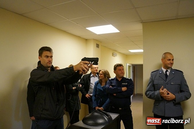 Zdjęcie w galerii na portalu naszraciborz.pl: Berlińscy policjanci w komendzie w Raciborzu  wiadomości z regionu