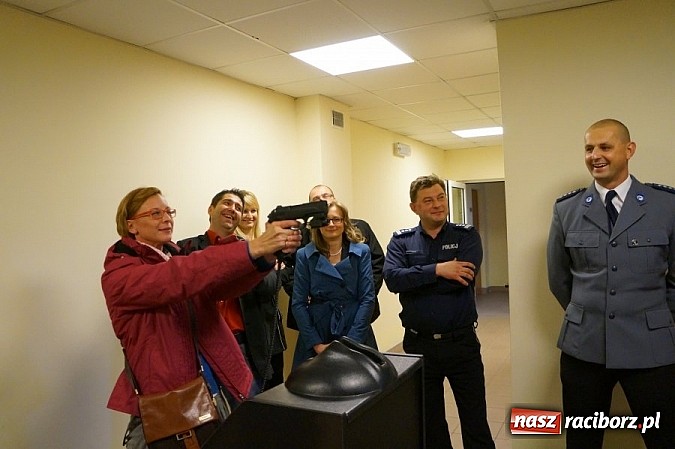 Zdjęcie w galerii na portalu naszraciborz.pl: Berlińscy policjanci w komendzie w Raciborzu  wiadomości z regionu