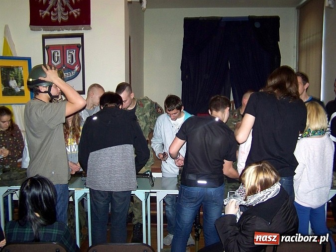 Zdjęcie w galerii na portalu naszraciborz.pl: Gimnazjum nr 5 nawiązało współpracę ze Strzelcem wiadomości z regionu