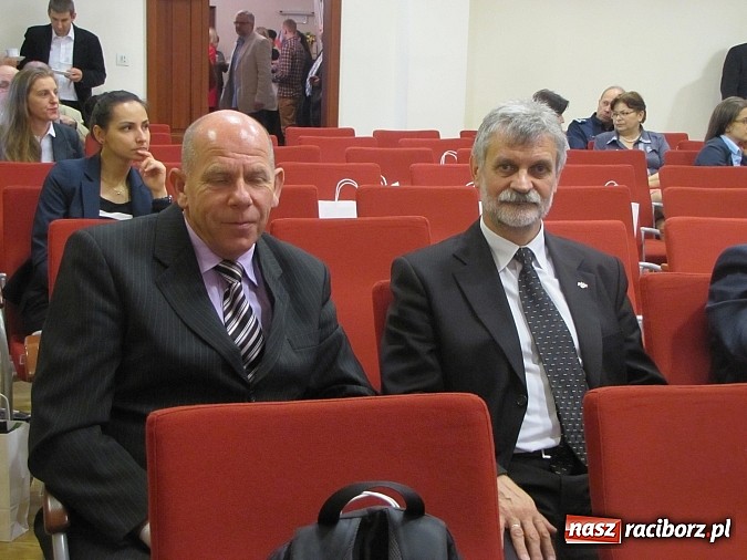 Zdjęcie w galerii na portalu naszraciborz.pl: Sześć Euroregion&oacute;w na konferencji w Raciborzu wiadomości z regionu