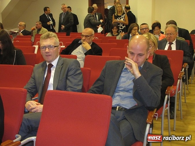 Zdjęcie w galerii na portalu naszraciborz.pl: Sześć Euroregion&oacute;w na konferencji w Raciborzu wiadomości z regionu