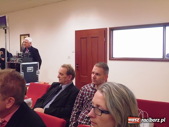 Zdjęcie w galerii na portalu naszraciborz.pl: Sześć Euroregion&oacute;w na konferencji w Raciborzu wiadomości z regionu