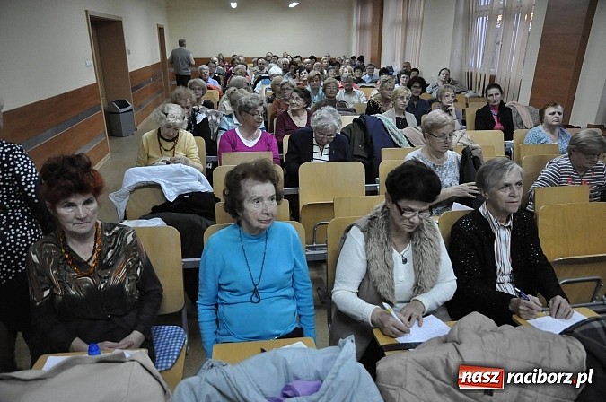 Zdjęcie w galerii na portalu naszraciborz.pl: Komunikacja z rodziną i personelem medycznym osób dotkniętych chorobą nowotworową wiadomości z regionu