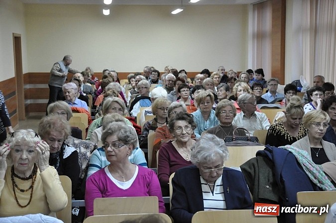 Zdjęcie w galerii na portalu naszraciborz.pl: Komunikacja z rodziną i personelem medycznym osób dotkniętych chorobą nowotworową wiadomości z regionu