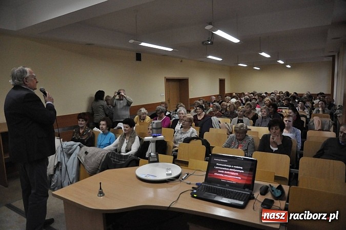 Zdjęcie w galerii na portalu naszraciborz.pl: Komunikacja z rodziną i personelem medycznym osób dotkniętych chorobą nowotworową wiadomości z regionu