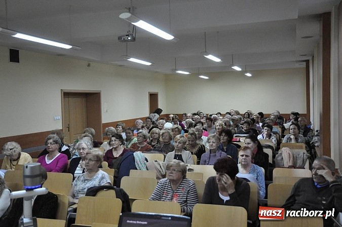 Zdjęcie w galerii na portalu naszraciborz.pl: Komunikacja z rodziną i personelem medycznym osób dotkniętych chorobą nowotworową wiadomości z regionu