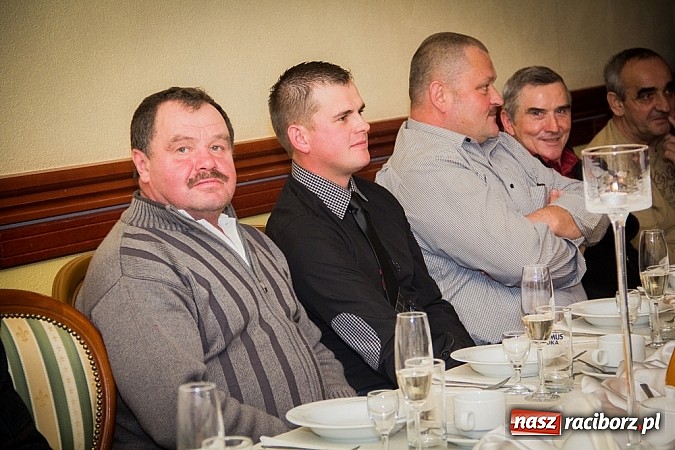 Zdjęcie w galerii na portalu naszraciborz.pl: Hodowcy gołębi podsumowali sezon wiadomości z regionu