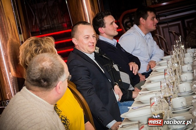 Zdjęcie w galerii na portalu naszraciborz.pl: Hodowcy gołębi podsumowali sezon wiadomości z regionu