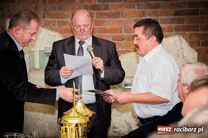 Zdjęcie w galerii na portalu naszraciborz.pl: Hodowcy gołębi podsumowali sezon wiadomości z regionu