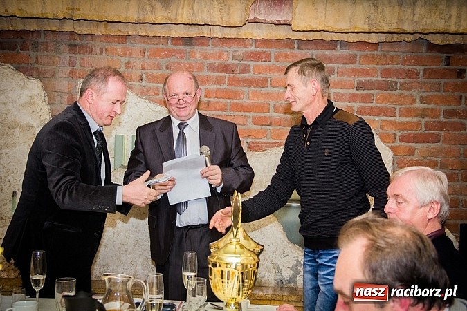 Zdjęcie w galerii na portalu naszraciborz.pl: Hodowcy gołębi podsumowali sezon wiadomości z regionu