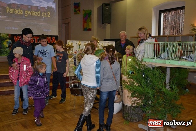 Zdjęcie w galerii na portalu naszraciborz.pl: Ptasie piękności na wystawie w Tworkowie wiadomości z regionu