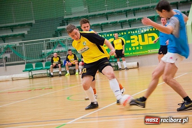 Zdjęcie w galerii na portalu naszraciborz.pl: HLPN: Rafał Mandrysz pogrążył Burbon wiadomości z regionu